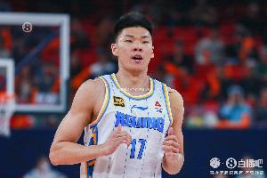 范子铭末节两次强硬内线得分表现 是北京压制对手避免被翻盘关键