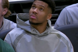 给谁看呢？雄鹿自媒体：哈登的案例说明外面的世界并不总是美好的