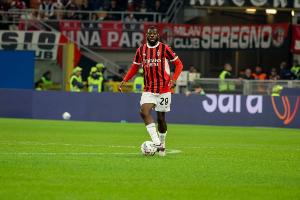 福法纳：恩昆库现已是顶级球员 我们赛季目标是比上赛季做得更好