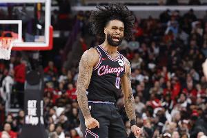 开超市了~Shams：公牛还有很多后续 关于科比·怀特&道苏姆的讨论