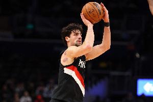 今天开拓者迎战太阳 阿夫迪亚&亨德森缺席比赛 今天开拓者迎战太阳 阿夫迪亚&亨德森缺席比赛