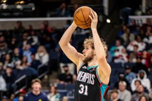 Shams：老鹰送出部分现金 从爵士换来中锋兰代尔