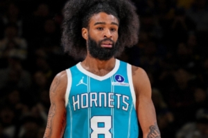 科比·怀特&塞克斯顿交易评级：公牛止损B 黄蜂获鲍尔替补B