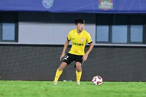 媒体人谈杨希加盟海港：浙江一度五五开，西海岸也要保证自身利益