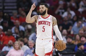 范弗里特：我收到了很多爱 但人们在交易截止日期前简直要疯了