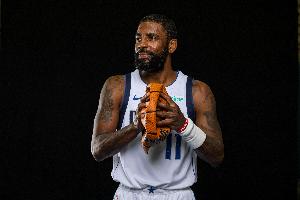 名记：独行侠没兴趣交易欧文也不接受任何有关他的交易问价