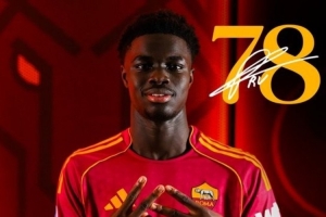 罗体：罗马前锋瓦斯左腿拉伤可能缺席2-3周，迪巴拉力争下轮复出