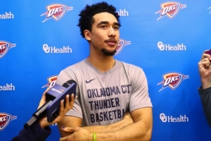 雷记：新援麦凯恩将在明日对阵火箭中迎来雷霆首秀！