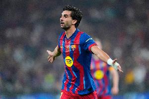 费兰：我小时候跟小狗踢球很少出门 我最崇拜比利亚和席尔瓦