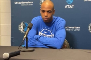 米德尔顿：球队仍在摸索前进方向 希望我能成为有价值的球队拼图