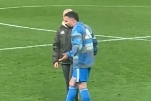 又未能出场！记者：卡瓦哈尔赛后与平图斯交流，看起来情绪低落