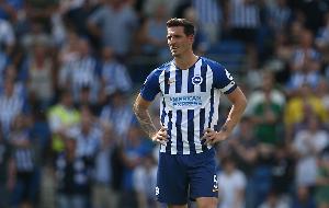 邮报：布莱顿曾愿意接受诺丁汉森林报价队长邓克，但球员拒绝转会