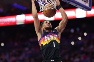 太阳主帅：接下来要背靠背打雷霆 今天赛后会确认布克&格林的情况