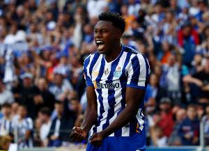 波尔图官方：奥莫罗迪翁右膝扭伤，同时伴有前交叉韧带损伤